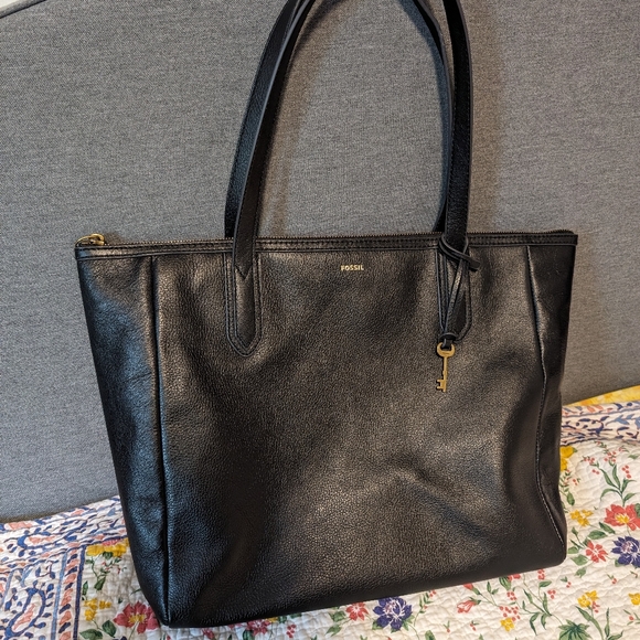 Fossil Sydney Large Black Tote - Picture 2 of 6